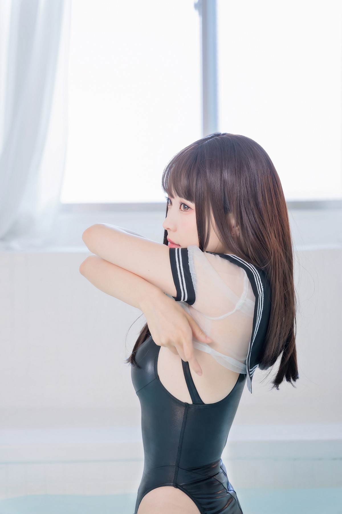 xgyw.top_Coser妹子Ely_eee竞泳水手服主题泳池黑色皮质连体泳衣秀完美身材诱惑写真73P
