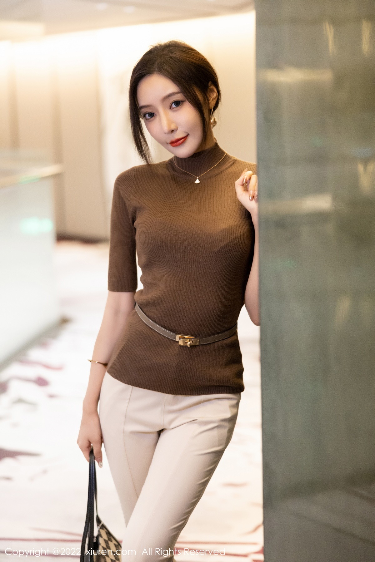 xgyw.top_XiuRen第5978期_女神王馨瑶yanni私房半脱露性感蓝色内衣配超薄无内肉丝诱惑写真81P