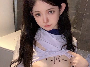 网络青春美女倦倦喵放课后体操服主题私人洗手间破烂服饰秀惹火身材撩人骚扰写真74P