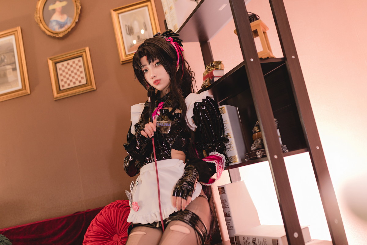 xgyw.top_网络美女杏仁曲奇杀生院主题性感黑色皮质情趣服饰配破烂黑丝秀美腿诱惑写真38P