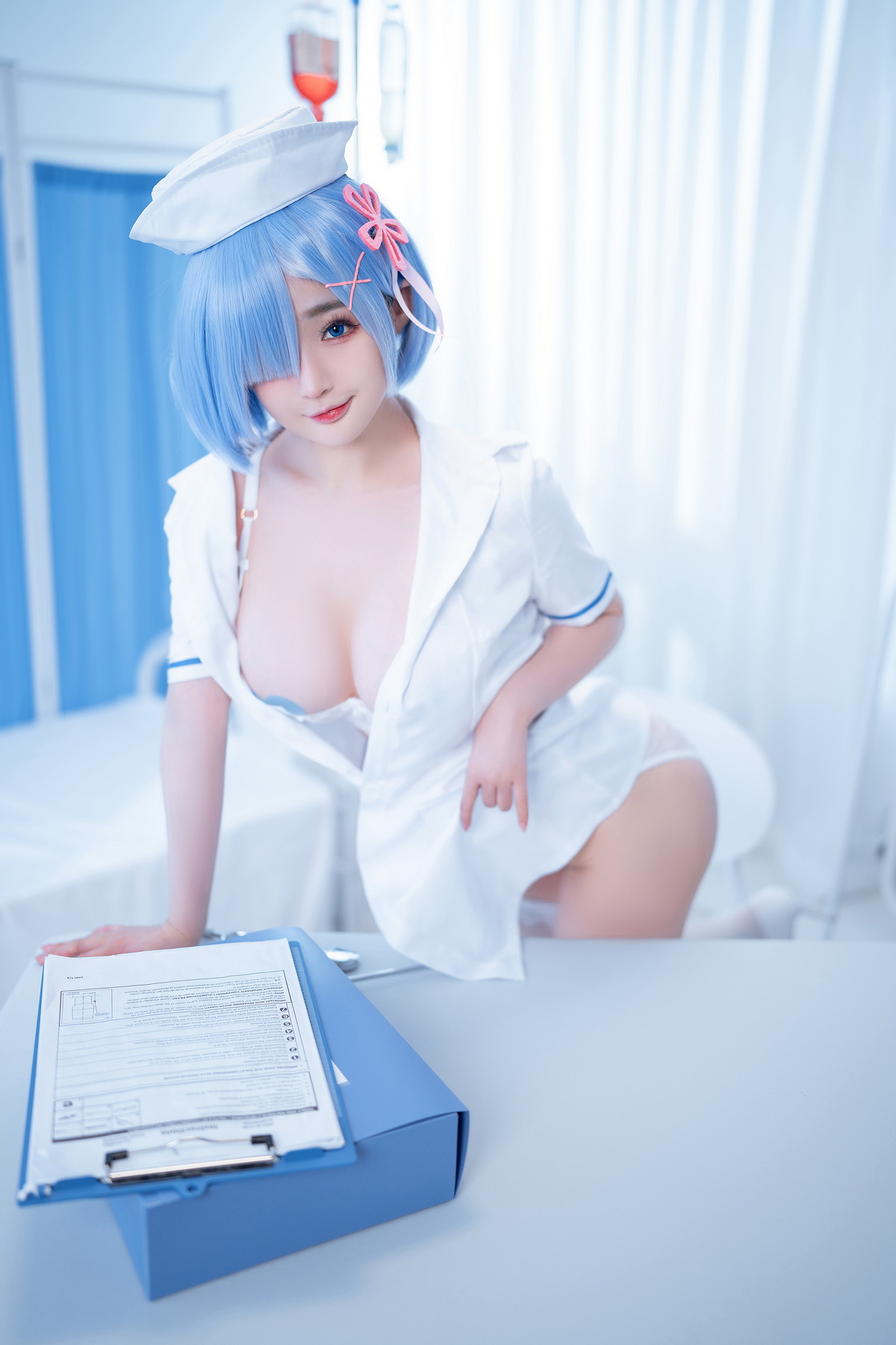 xgyw.top_网络美女桜井宁宁雷姆护士主题半脱护士装露性感白色内衣秀豪乳遮点诱惑写真108P