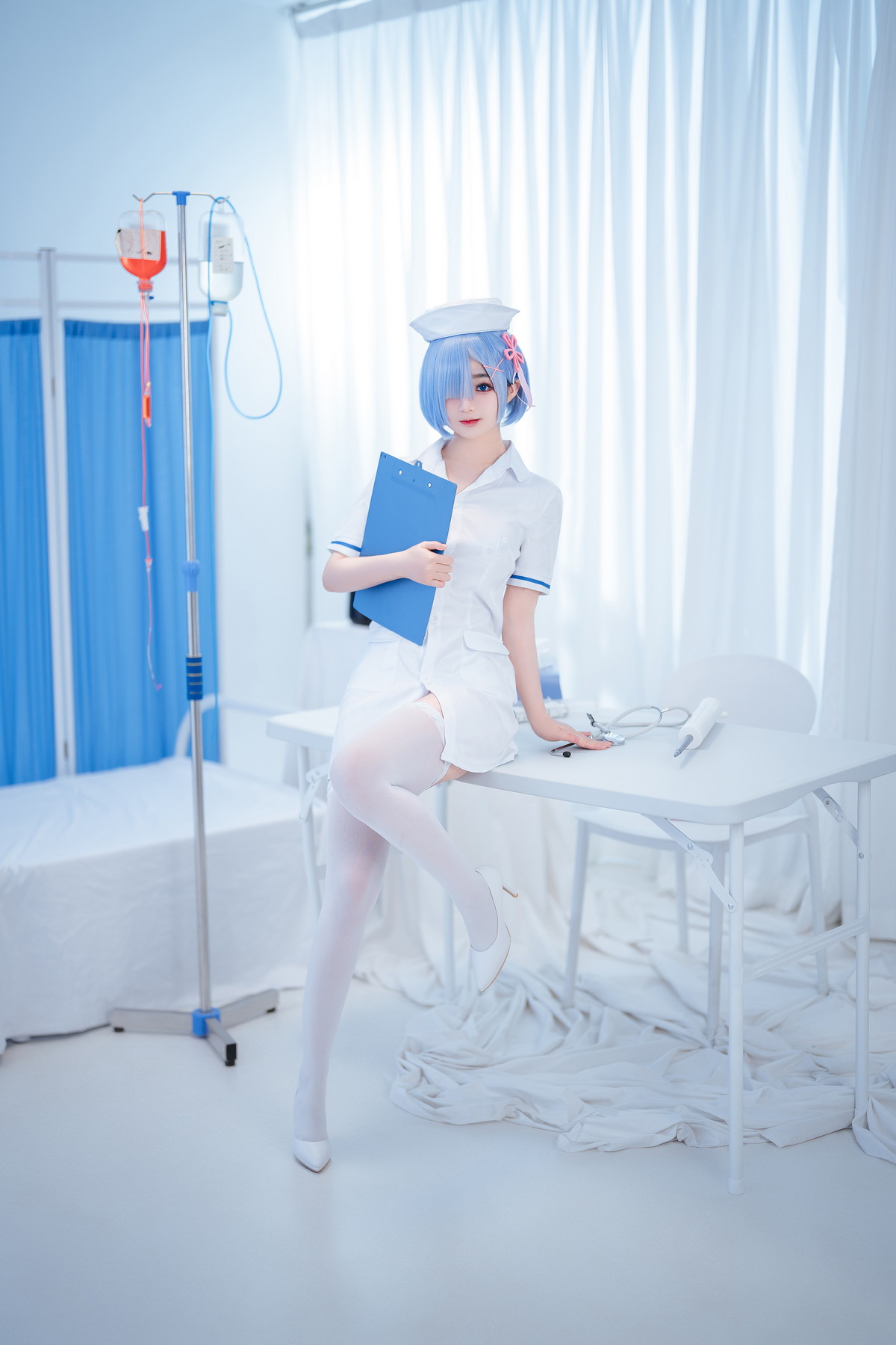 xgyw.top_网络美女桜井宁宁雷姆护士主题半脱护士装露性感白色内衣秀豪乳遮点诱惑写真108P