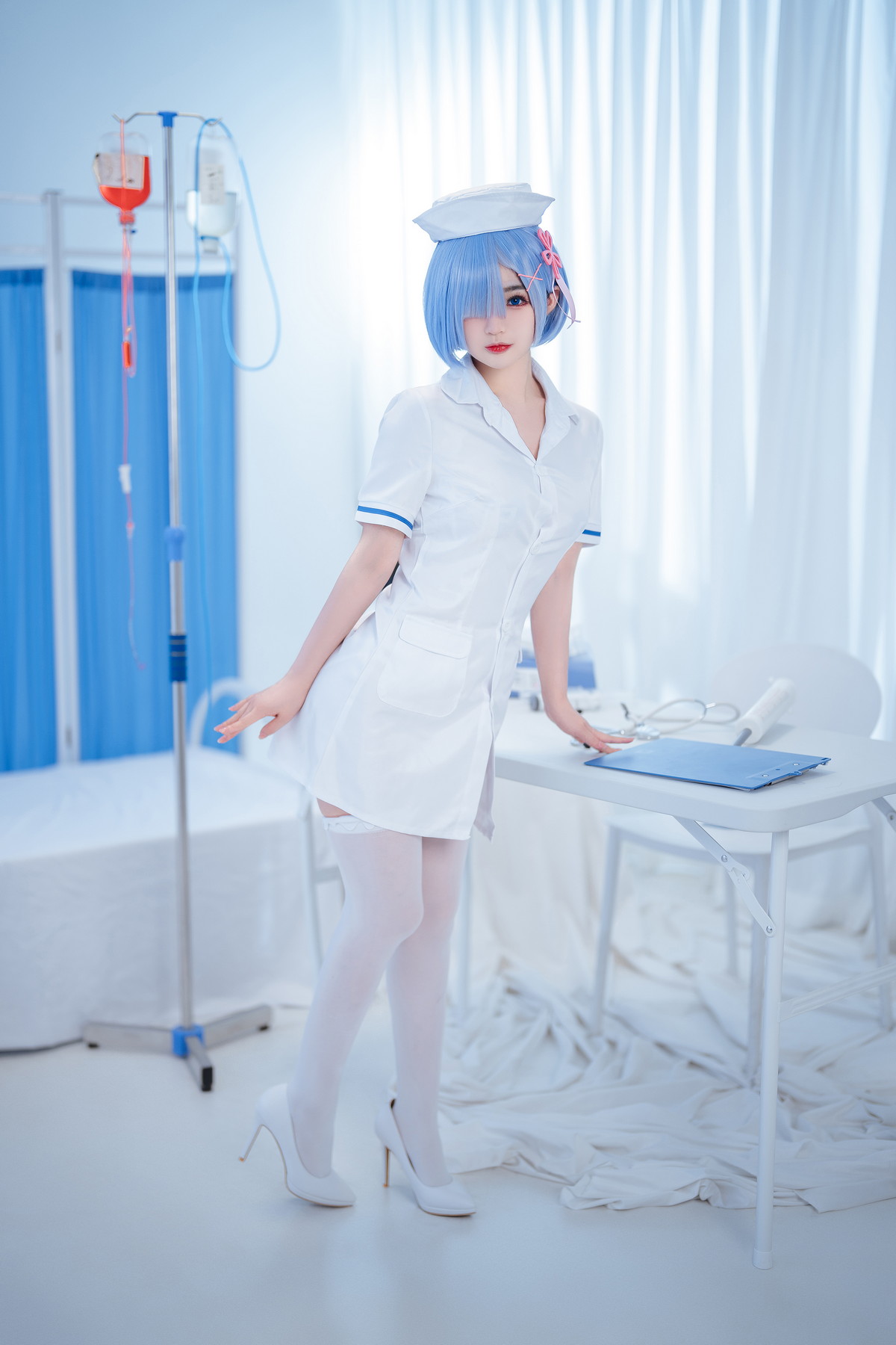 xgyw.top_网络美女桜井宁宁雷姆护士主题半脱护士装露性感白色内衣秀豪乳遮点诱惑写真108P