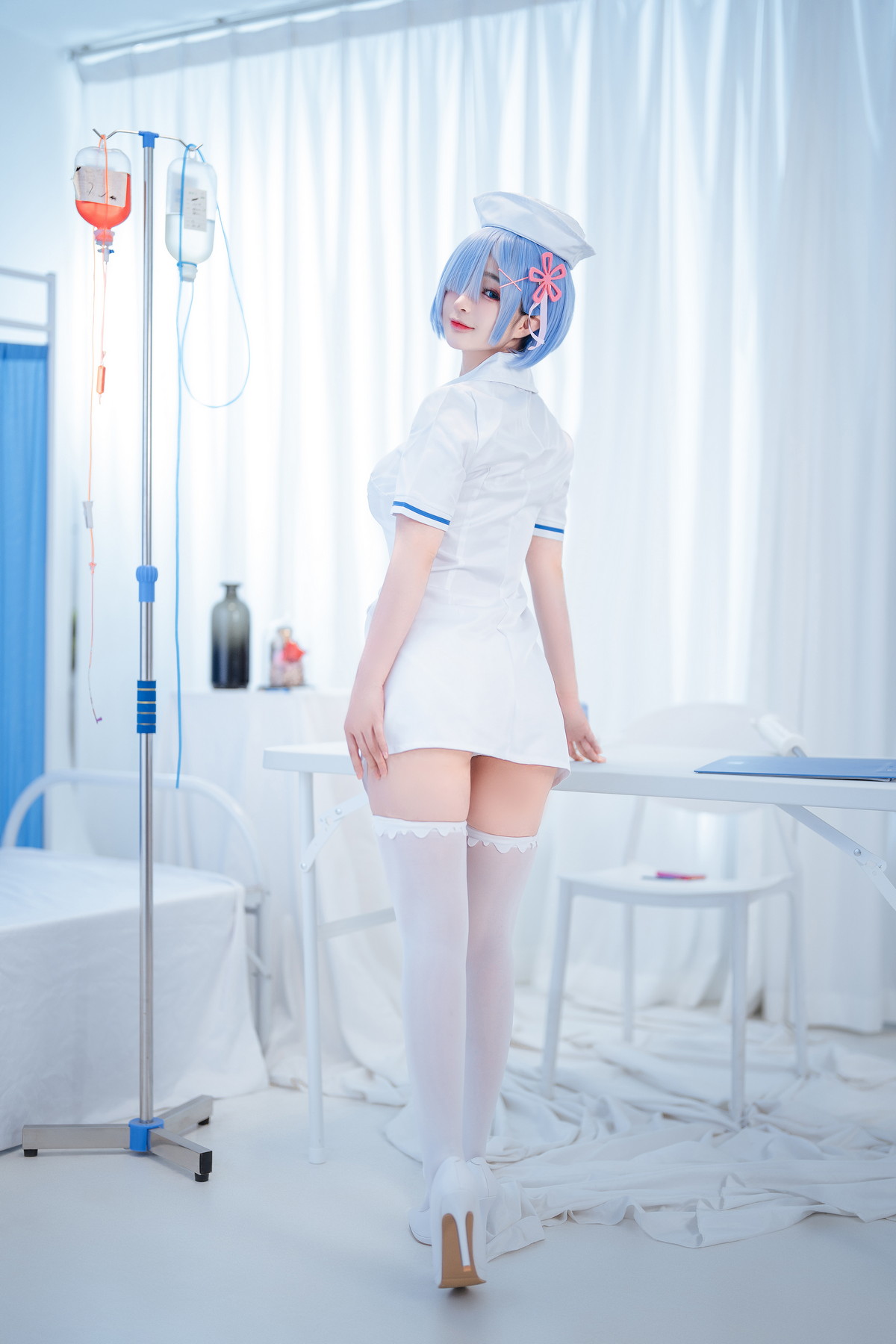 xgyw.top_网络美女桜井宁宁雷姆护士主题半脱护士装露性感白色内衣秀豪乳遮点诱惑写真108P