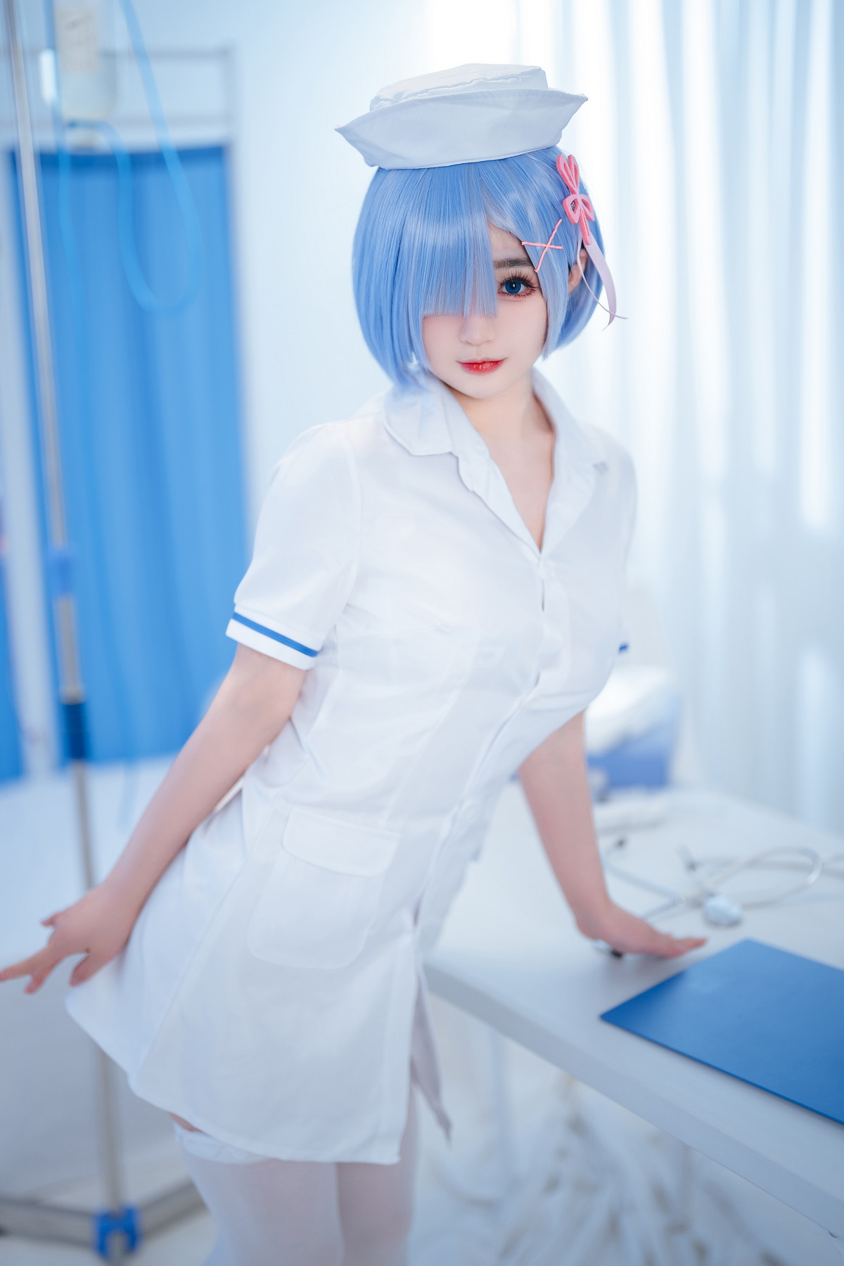 xgyw.top_网络美女桜井宁宁雷姆护士主题半脱护士装露性感白色内衣秀豪乳遮点诱惑写真108P