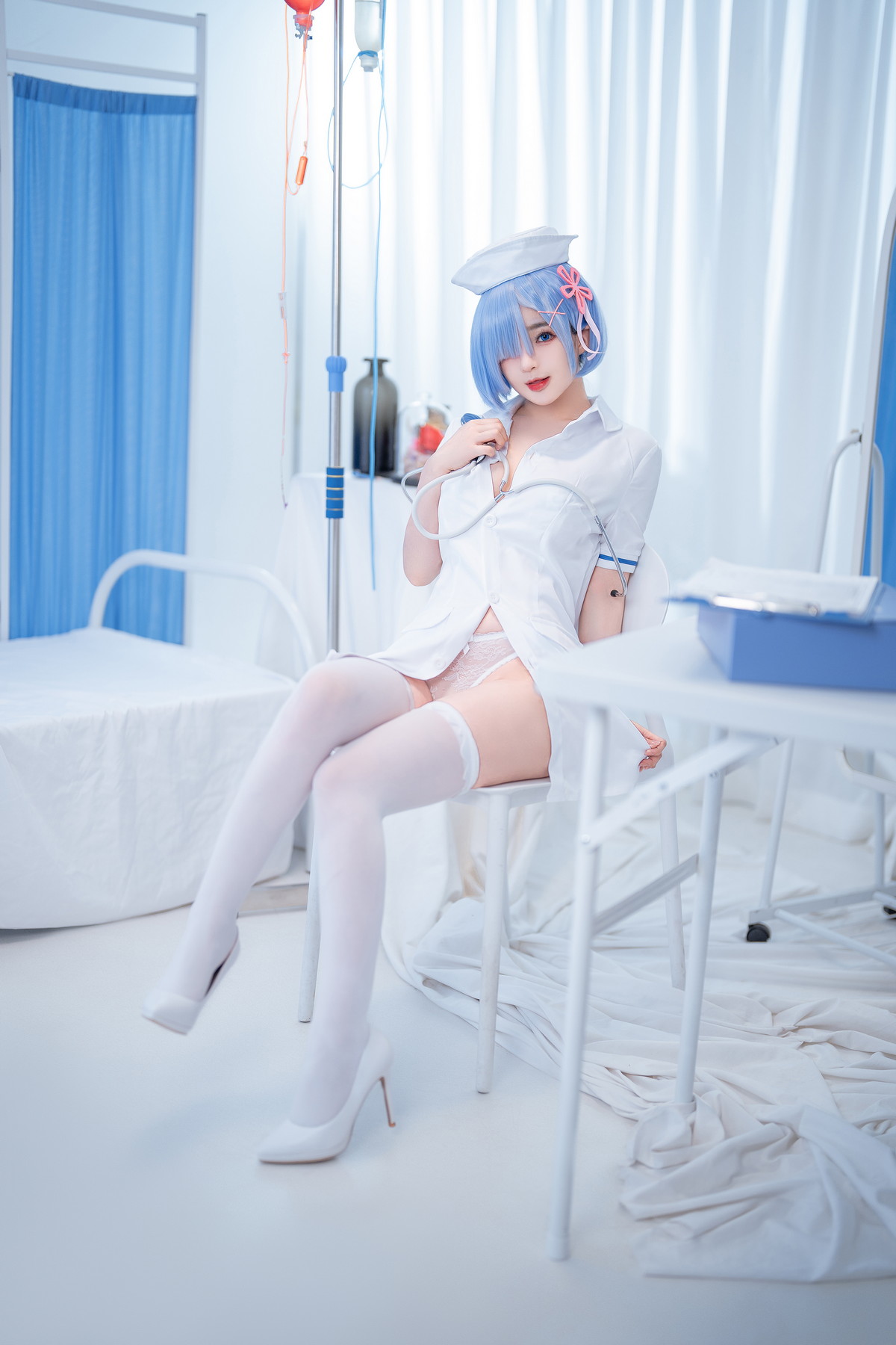 xgyw.top_网络美女桜井宁宁雷姆护士主题半脱护士装露性感白色内衣秀豪乳遮点诱惑写真108P