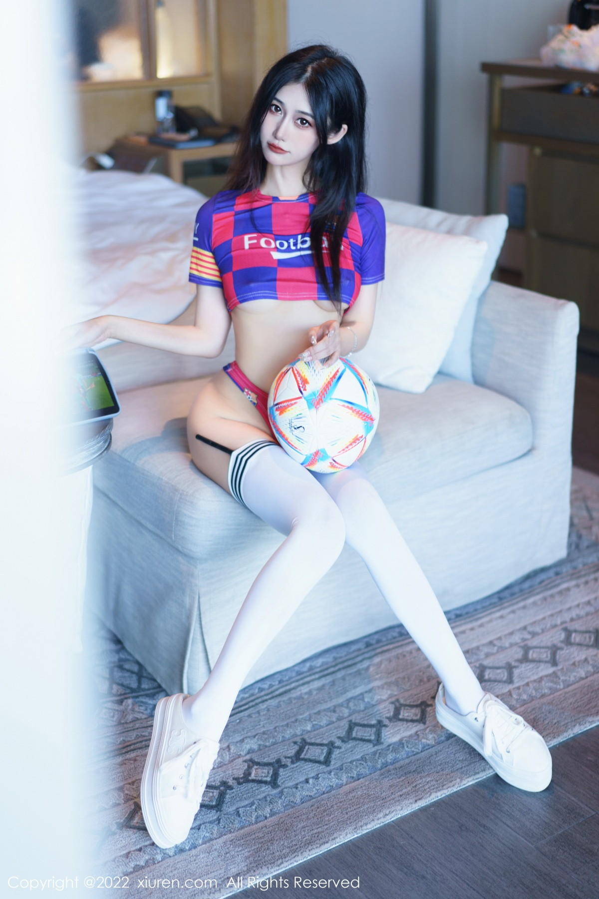 xgyw.top_XiuRen第6004期_模特laura阿姣三亚旅拍足球宝贝主题性感球服秀完美身材诱惑写真71P