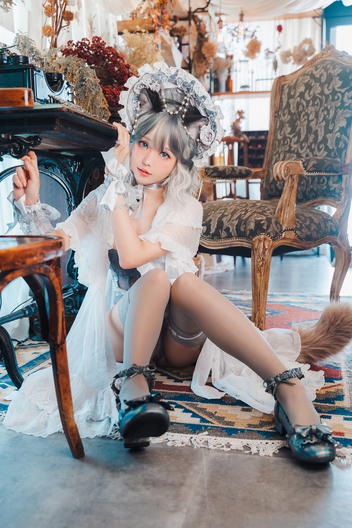xgyw.top_Coser妹子Ely_eee布偶猫少女主题灰色紧身内衣配蕾丝吊袜秀完美身材诱惑写真51P