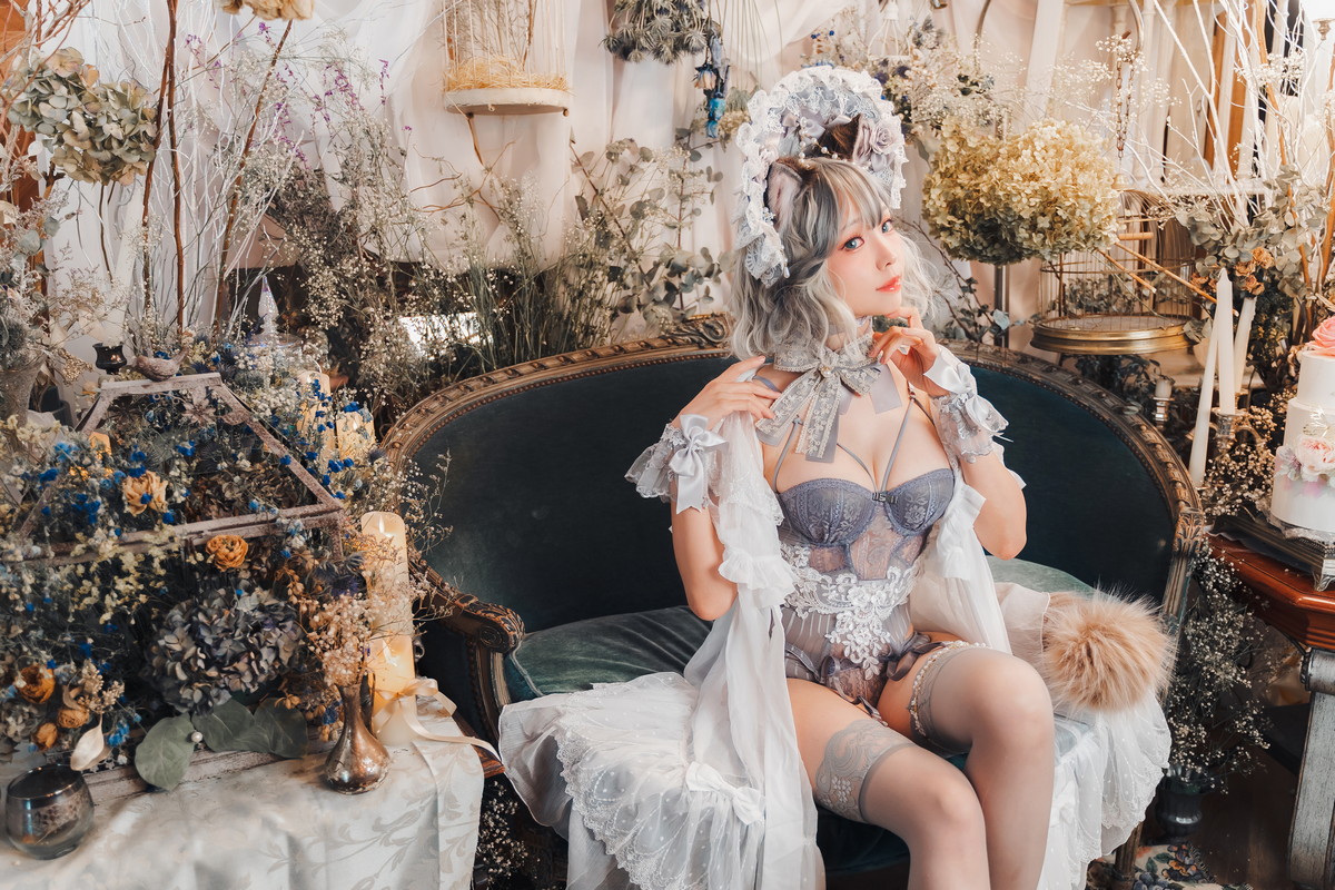 xgyw.top_Coser妹子Ely_eee布偶猫少女主题灰色紧身内衣配蕾丝吊袜秀完美身材诱惑写真51P