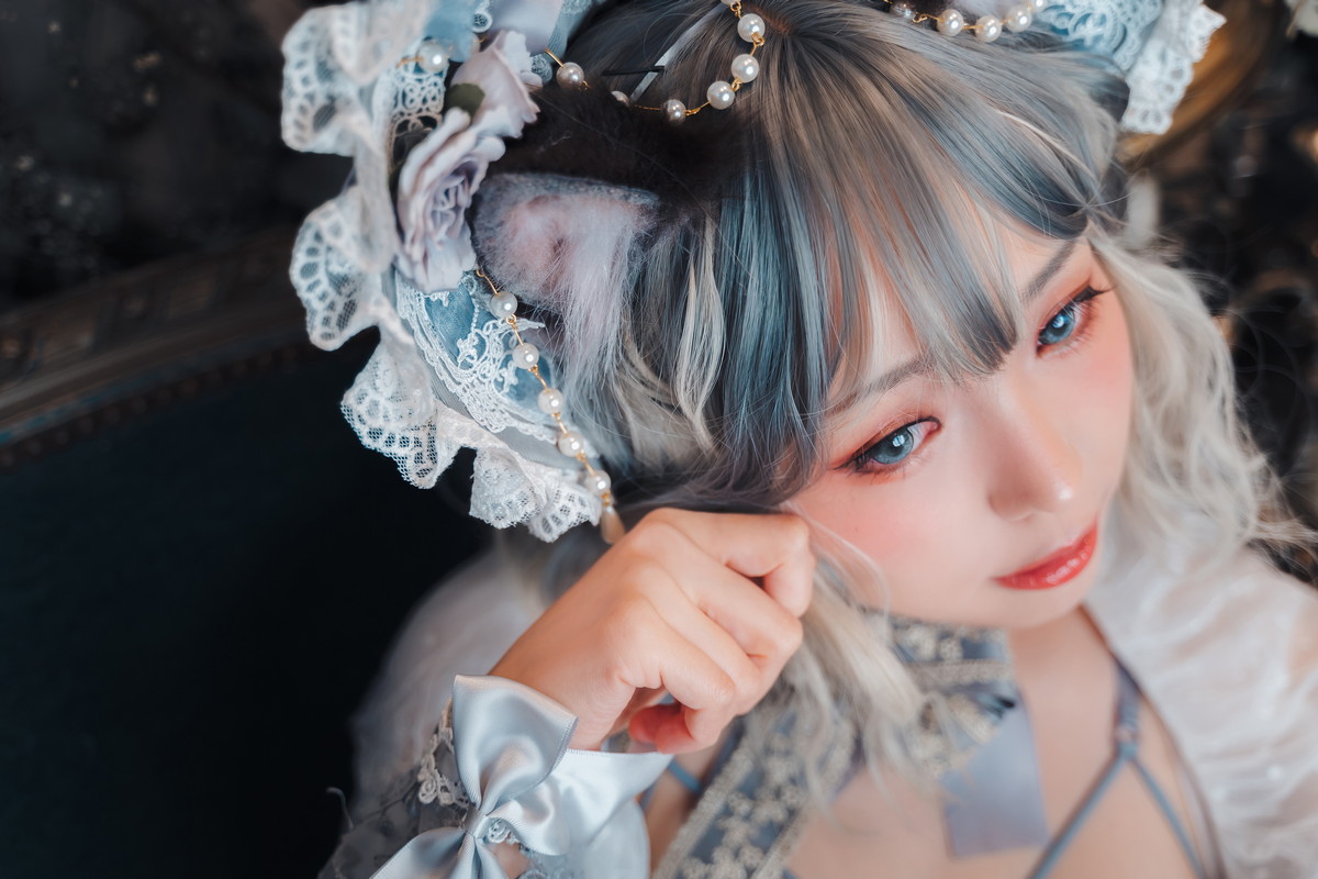 xgyw.top_Coser妹子Ely_eee布偶猫少女主题灰色紧身内衣配蕾丝吊袜秀完美身材诱惑写真51P