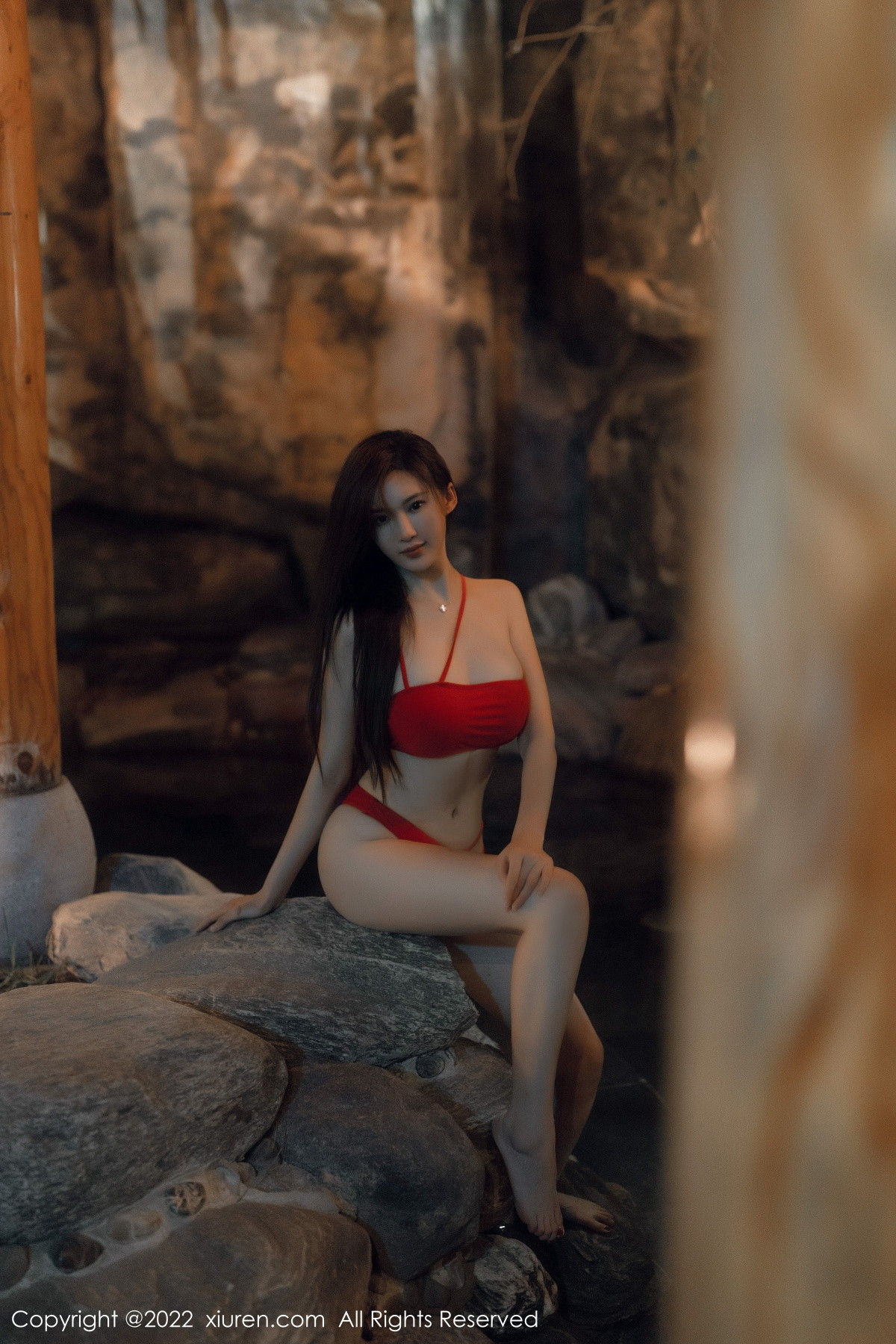 xgyw.top_XiuRen第6014_女神Carol周妍希温泉场景性感红色比基尼秀丰满身材诱惑写真58P
