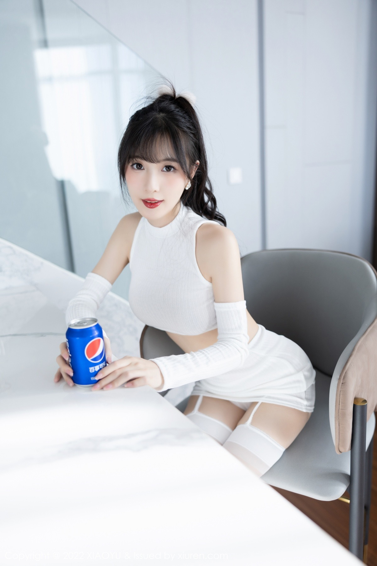 xgyw.top_[XiaoYu画语界]Vol.928_模特林星阑半脱露白色抹胸内衣配白丝吊袜秀曼妙身姿诱惑写真81P