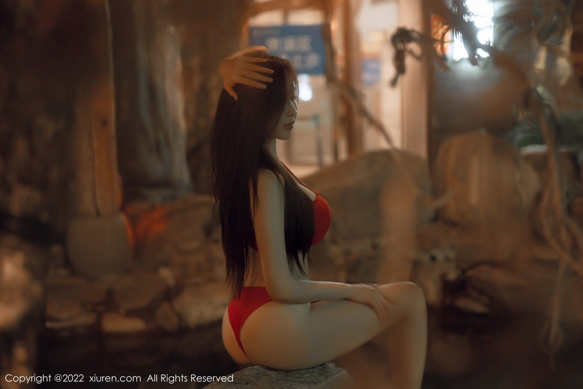 xgyw.top_XiuRen第6014_女神Carol周妍希温泉场景性感红色比基尼秀丰满身材诱惑写真58P