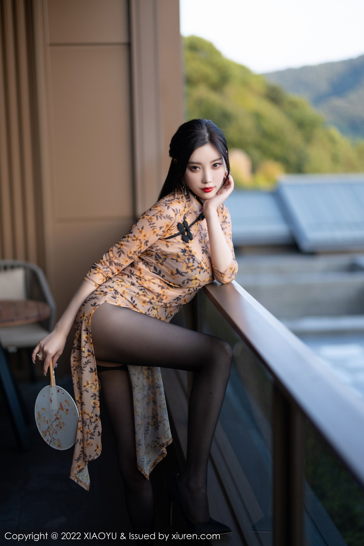 xgyw.top_[XiaoYu画语界]Vol.927_女神杨晨晨Yome脱轻透旗袍露黑色蕾丝内衣配开档黑丝诱惑写真88P