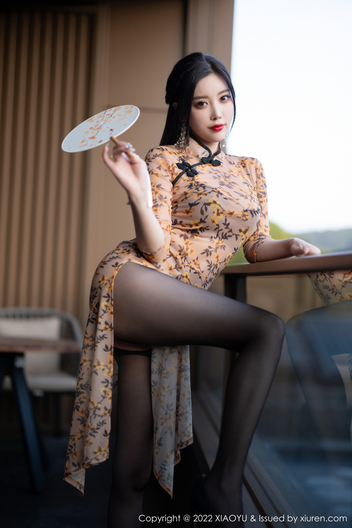 xgyw.top_[XiaoYu画语界]Vol.927_女神杨晨晨Yome脱轻透旗袍露黑色蕾丝内衣配开档黑丝诱惑写真88P