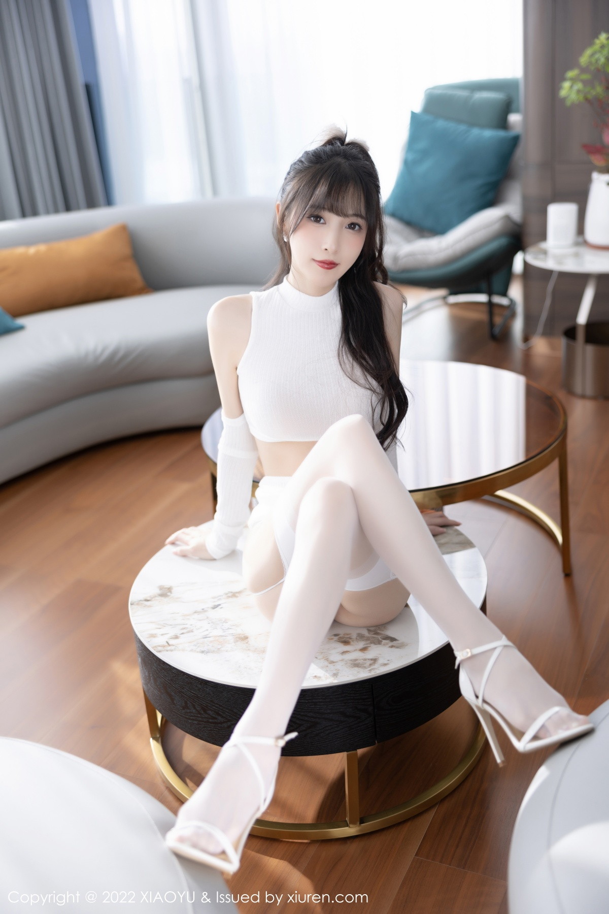 xgyw.top_[XiaoYu画语界]Vol.928_模特林星阑半脱露白色抹胸内衣配白丝吊袜秀曼妙身姿诱惑写真81P