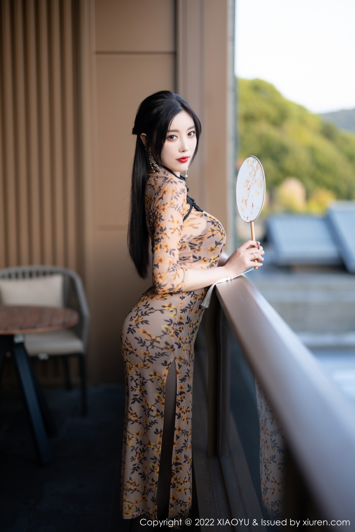 xgyw.top_[XiaoYu画语界]Vol.927_女神杨晨晨Yome脱轻透旗袍露黑色蕾丝内衣配开档黑丝诱惑写真88P