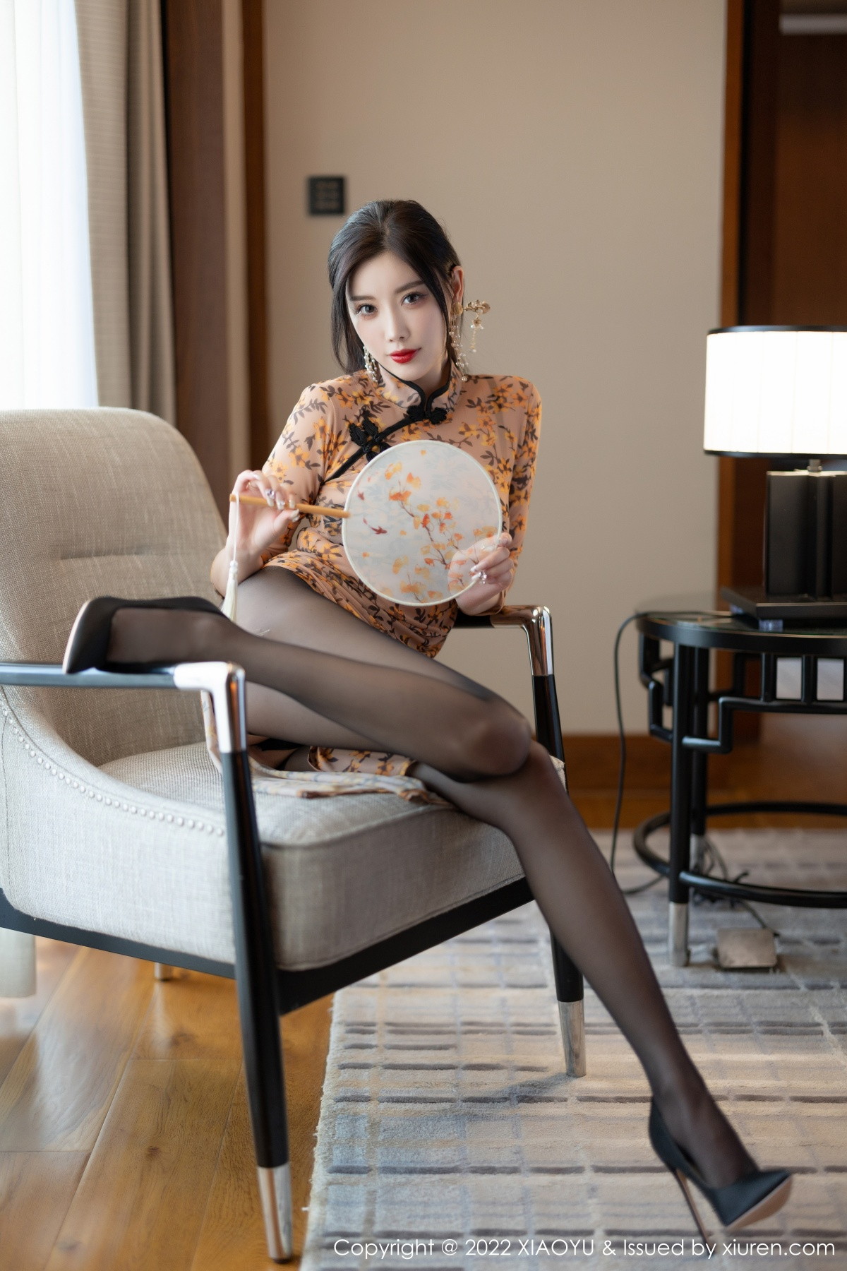 xgyw.top_[XiaoYu画语界]Vol.927_女神杨晨晨Yome脱轻透旗袍露黑色蕾丝内衣配开档黑丝诱惑写真88P