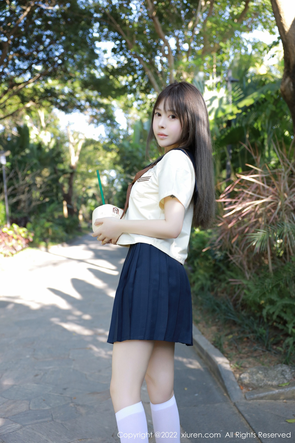 xgyw.top_XiuRen第6021期_女神Evelyn艾莉南京旅拍户外性感白色水手服秀完美身材诱惑写真66P