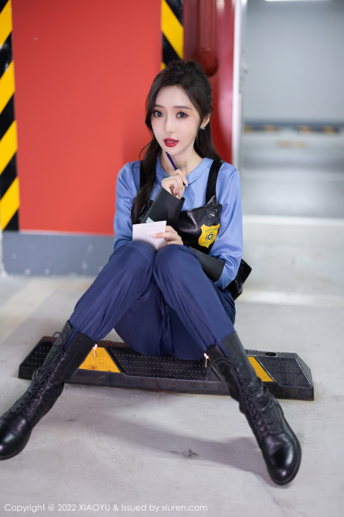 xgyw.top_[XiaoYu画语界]Vol.929_女神王馨瑶yanni脱蓝色女警官制服露黑色蕾丝内衣完美诱惑写真80P
