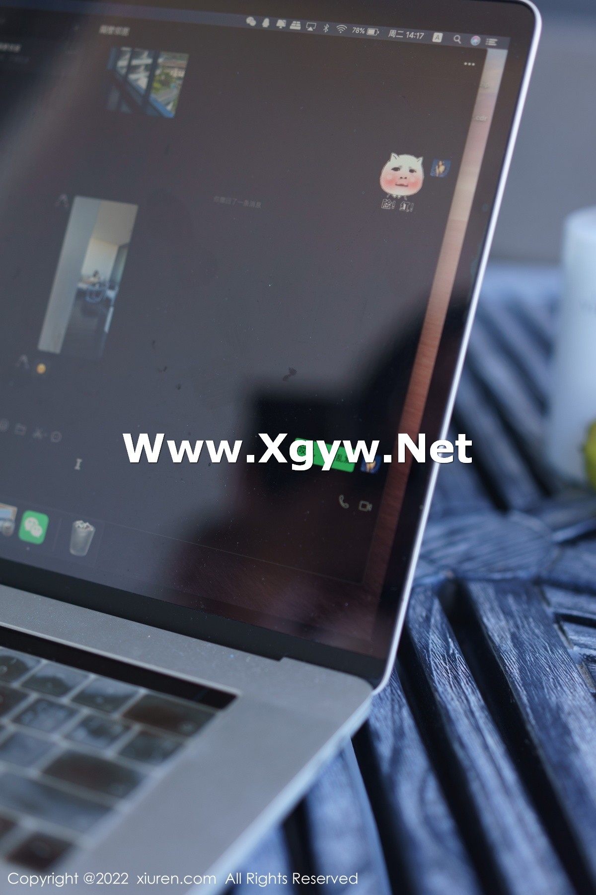 xgyw.top_XiuRen第6032期_模特Laura阿姣性感白色露肩连衣短裙秀曼妙身姿甜美迷人写真92P