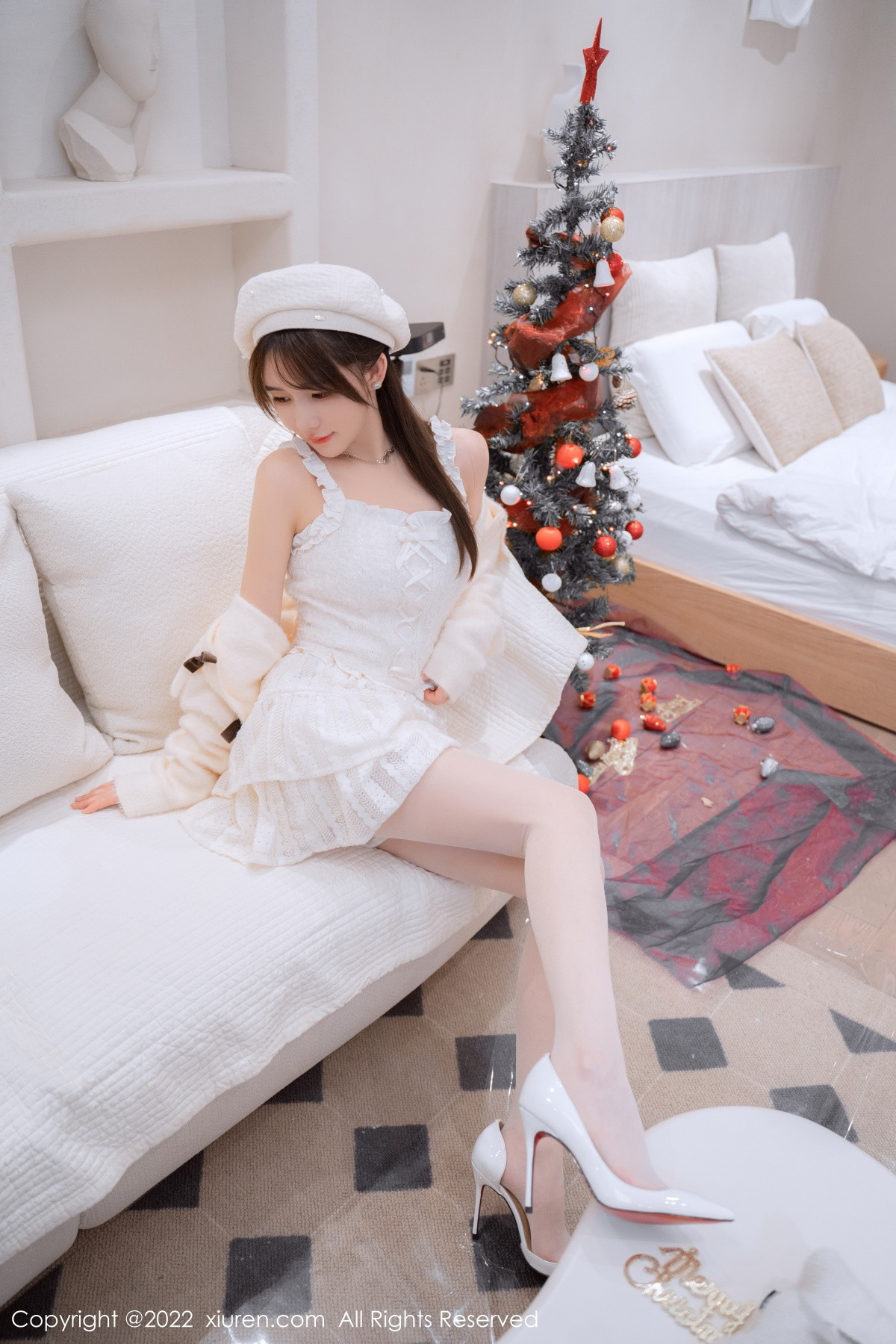 xgyw.top_XiuRen第6025期_模特婠婠么性感白色毛线上衣配白短裙秀曼妙身姿完美诱惑写真68P
