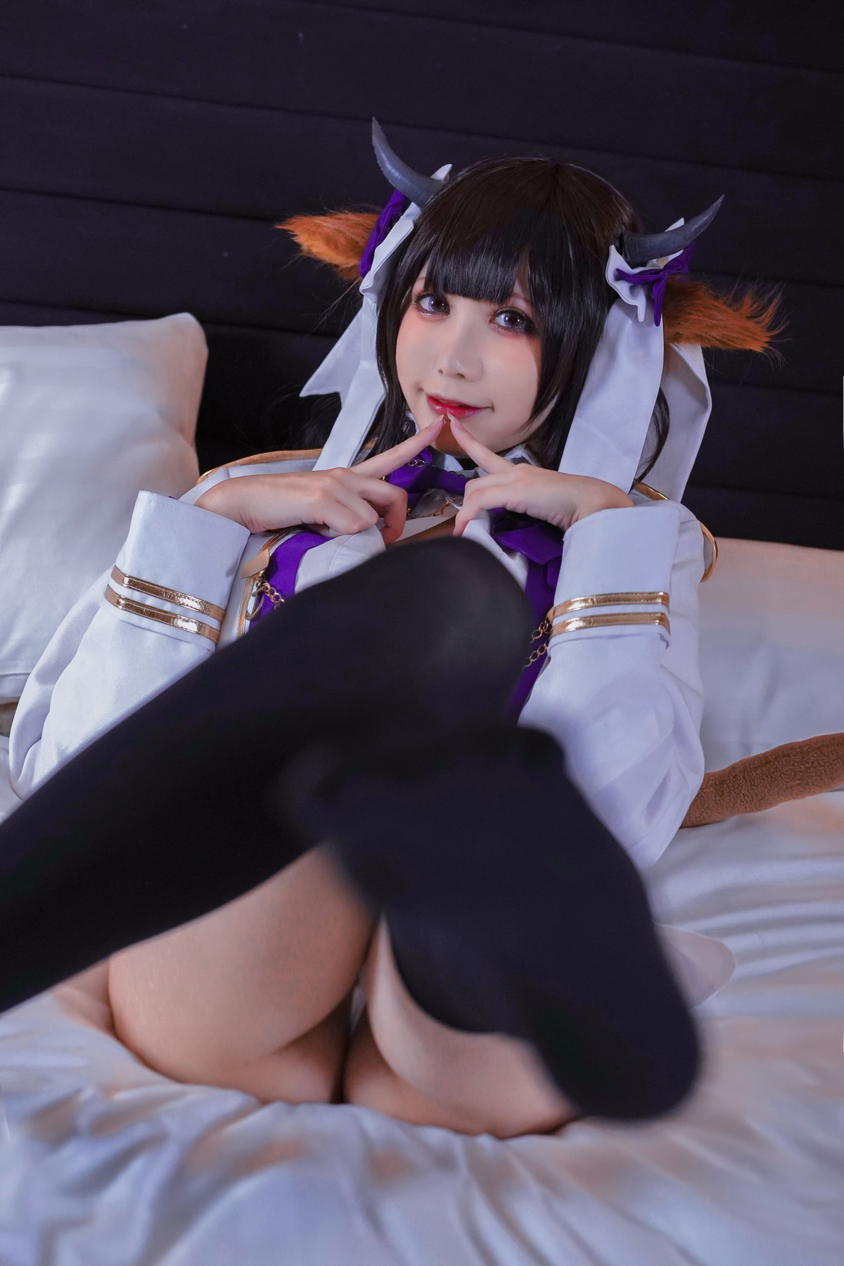 xgyw.top_Coser美女小律Ritsuㄚ律乳业主题私房半脱露三点式奶牛内衣秀油亮肌肤诱惑写真37P