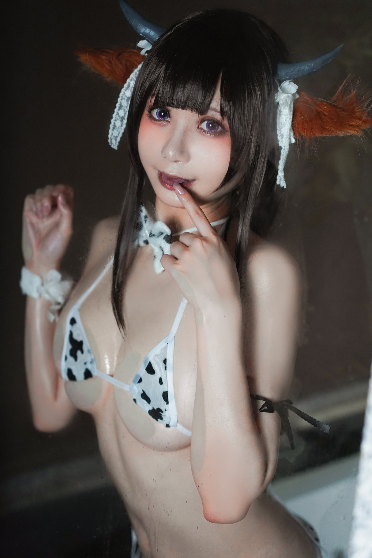 xgyw.top_Coser美女小律Ritsuㄚ律乳业主题私房半脱露三点式奶牛内衣秀油亮肌肤诱惑写真37P