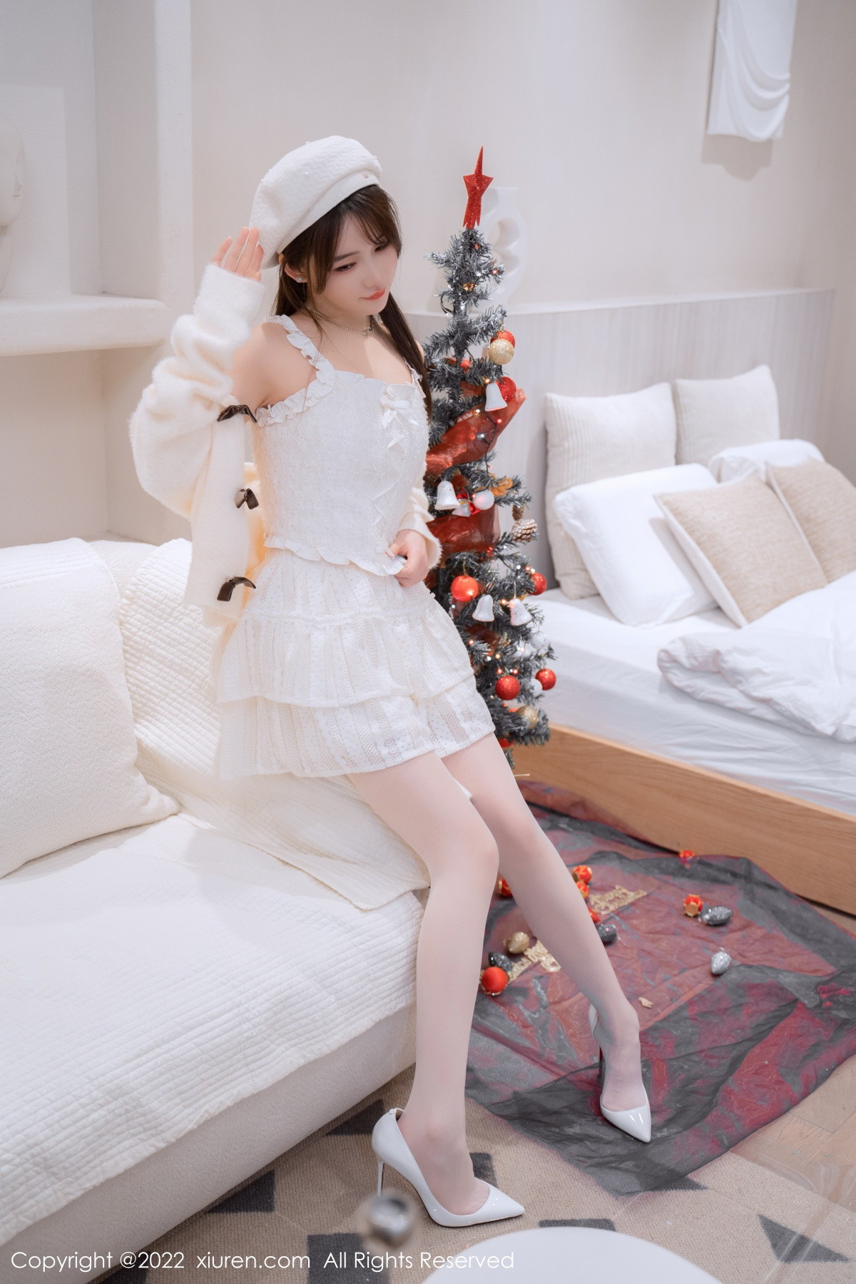 xgyw.top_XiuRen第6025期_模特婠婠么性感白色毛线上衣配白短裙秀曼妙身姿完美诱惑写真68P