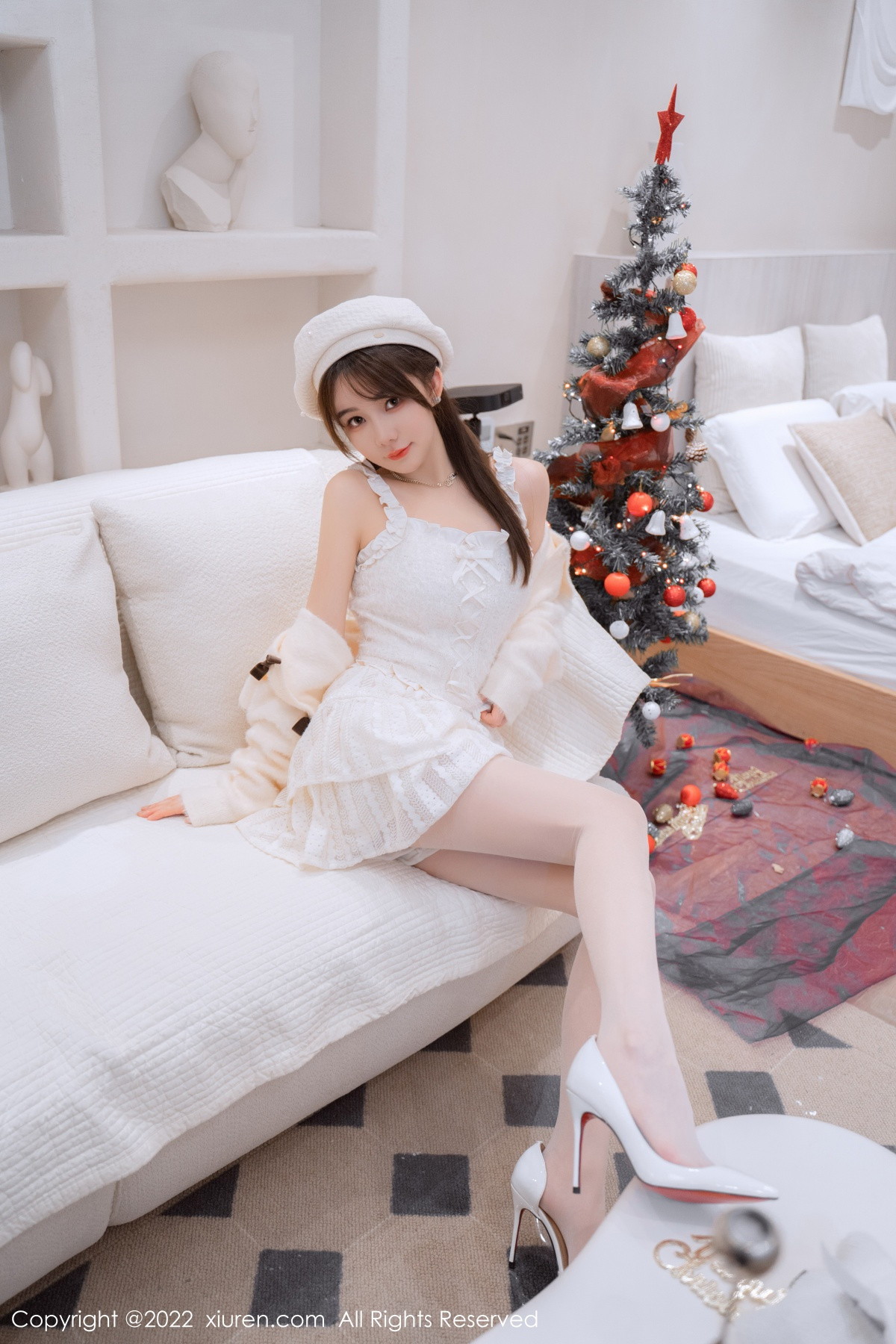 xgyw.top_XiuRen第6025期_模特婠婠么性感白色毛线上衣配白短裙秀曼妙身姿完美诱惑写真68P