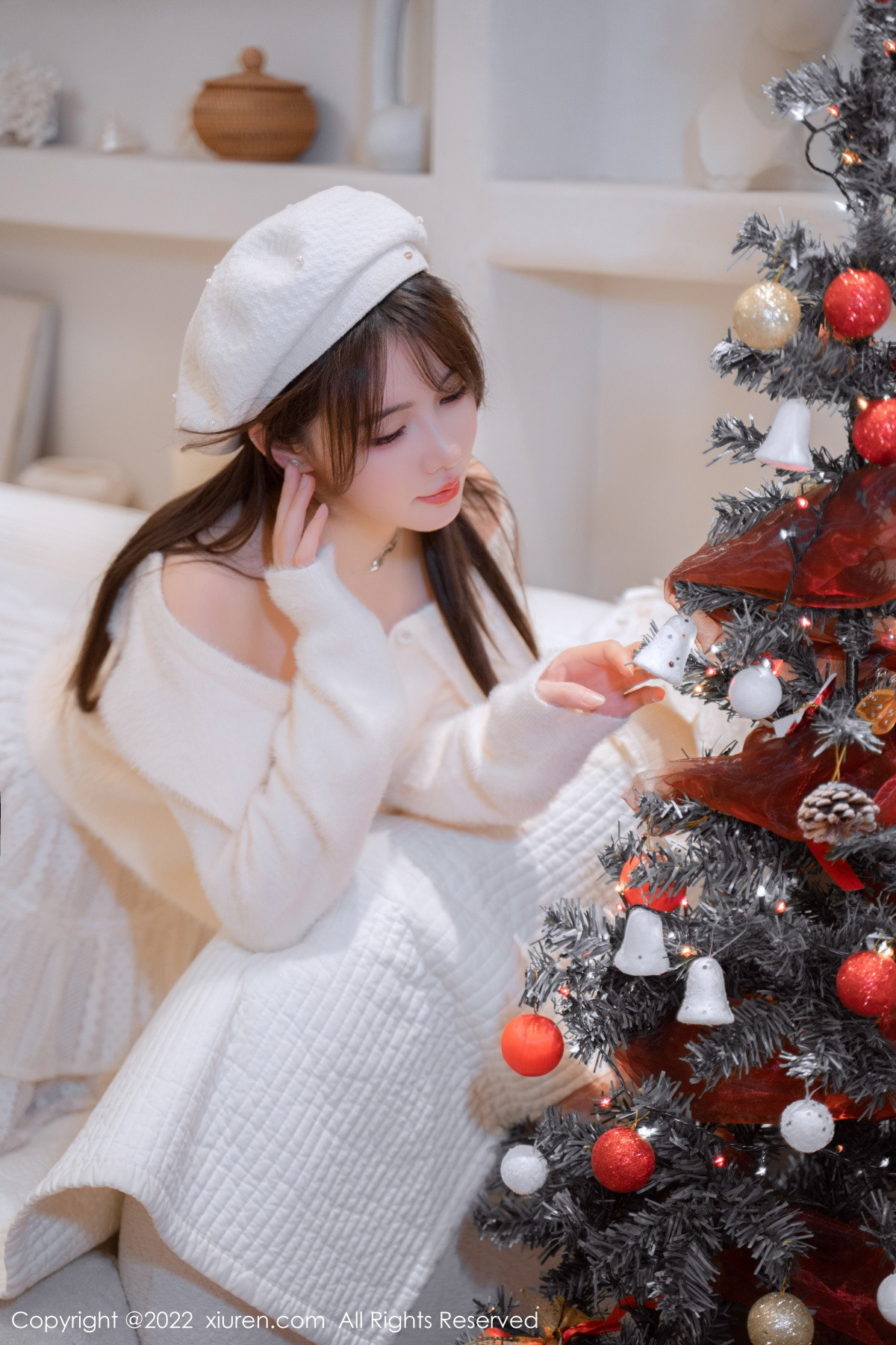 xgyw.top_XiuRen第6025期_模特婠婠么性感白色毛线上衣配白短裙秀曼妙身姿完美诱惑写真68P