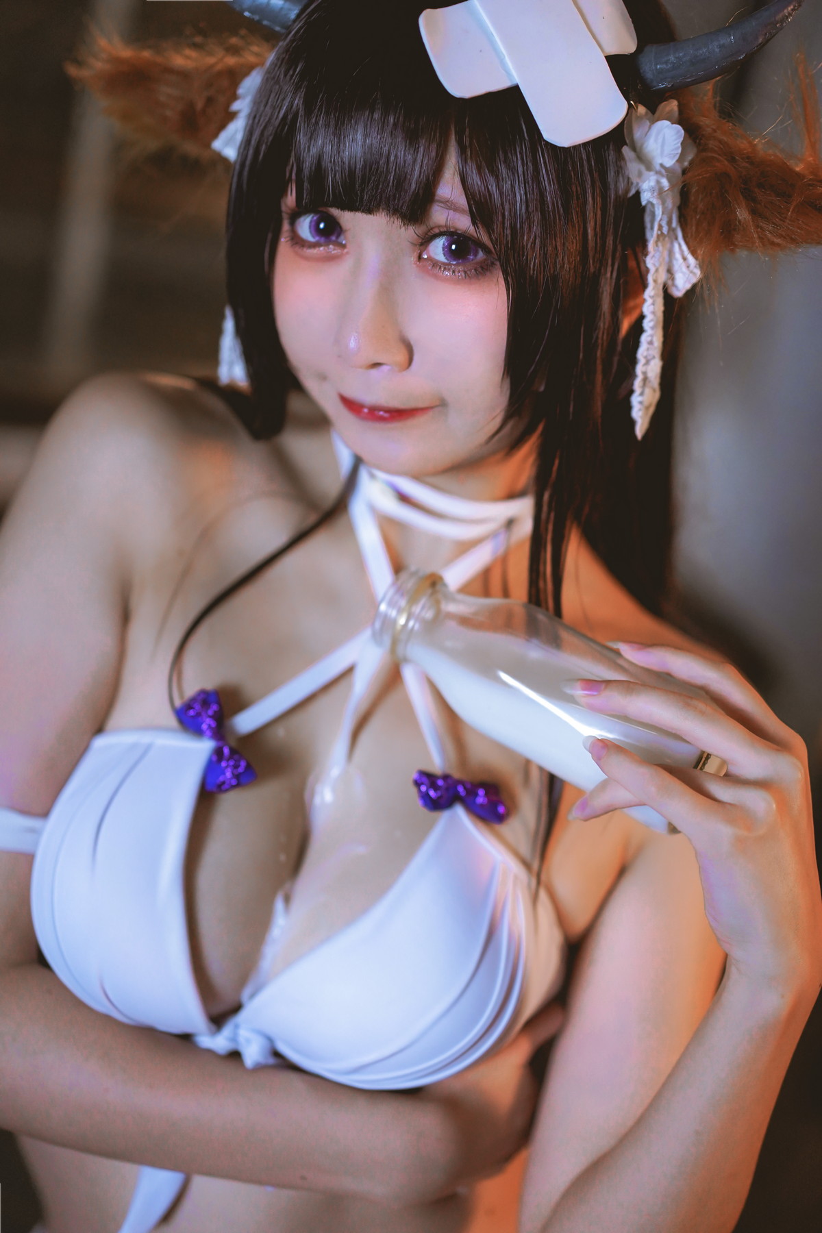 xgyw.top_Coser美女小律Ritsuㄚ律乳业主题私房半脱露三点式奶牛内衣秀油亮肌肤诱惑写真37P