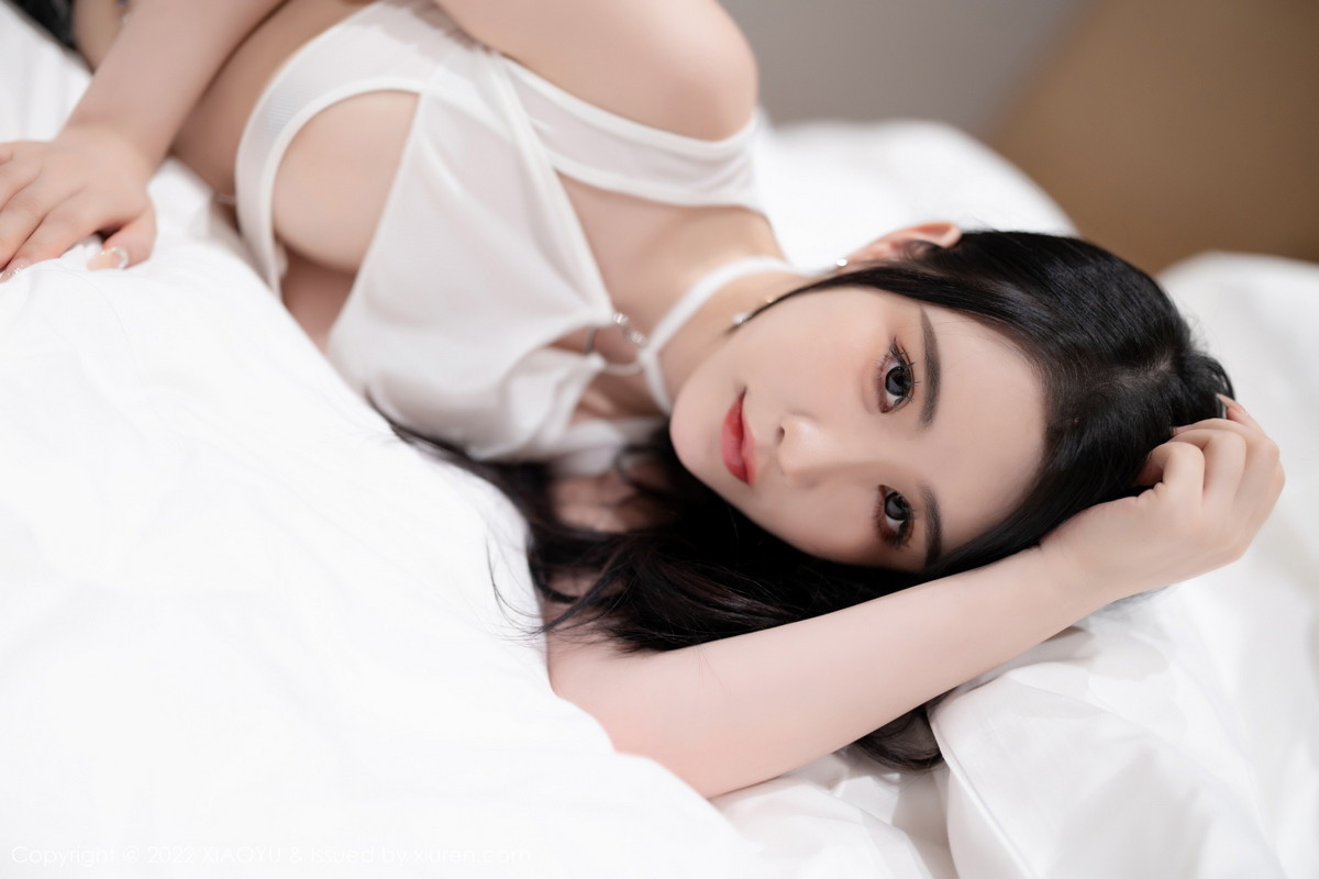 xgyw.top_[XiaoYu画语界]Vol.930_女神Cherry樱桃酱白色短款上衣配牛仔短裤秀完美身材诱惑写真86P