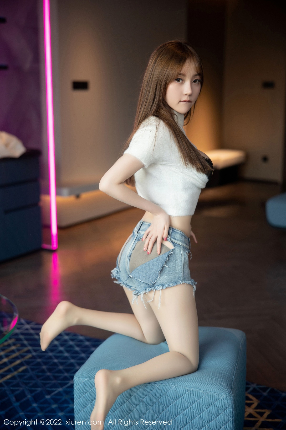 Xgyw.Net_XiuRen第6035期_模特豆瓣酱白色轻透收身衣配牛仔短裤露黑色蕾丝内衣诱惑写真86P