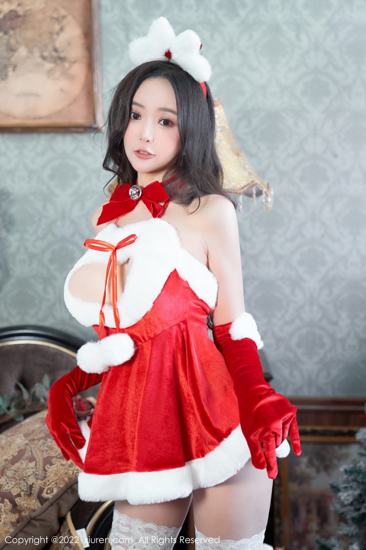 Xgyw.Net_XiuRen第6045期_女神王馨瑶yanni性感红色圣诞装服配白丝袜秀完美身材诱惑写真76P