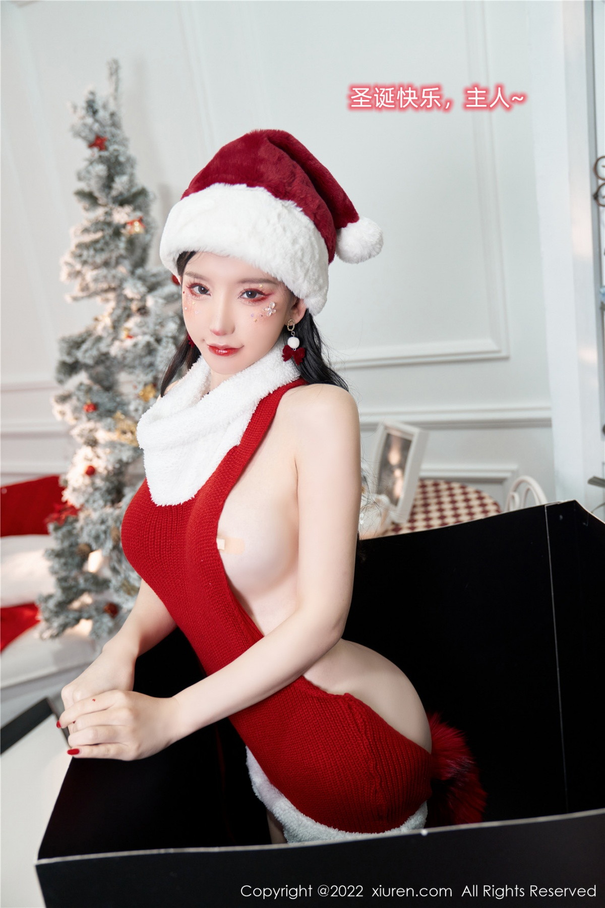Xgyw.Net_XiuRen第6038期_女神周于希Sally圣诞礼物主题无内真空毛衣秀豪乳遮点诱惑写真80P