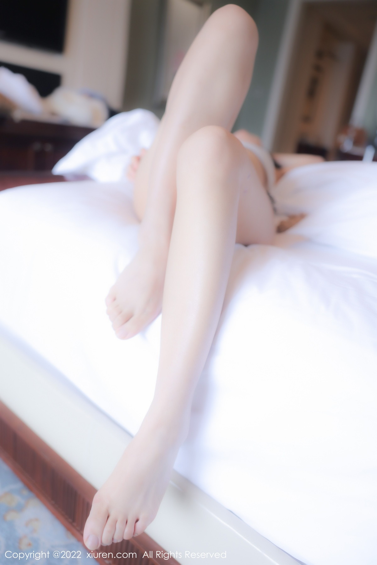 Xgyw.Net_XiuRen第6047期_模特浅浅Danny白色上衣配牛仔超短裤秀闪亮肉丝时尚迷人写真87P
