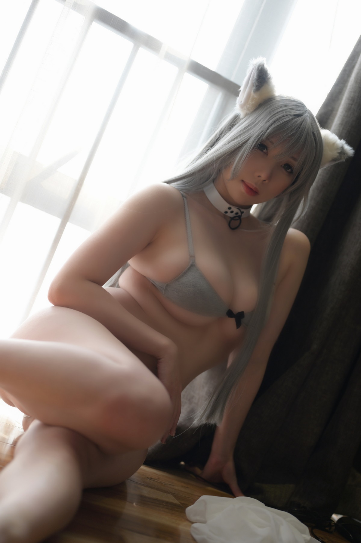 Xgyw.Net_Coser美女鹿野希肉肉的可爱主题私房性感灰色内衣配白内裤秀丰满身材诱惑写真73P