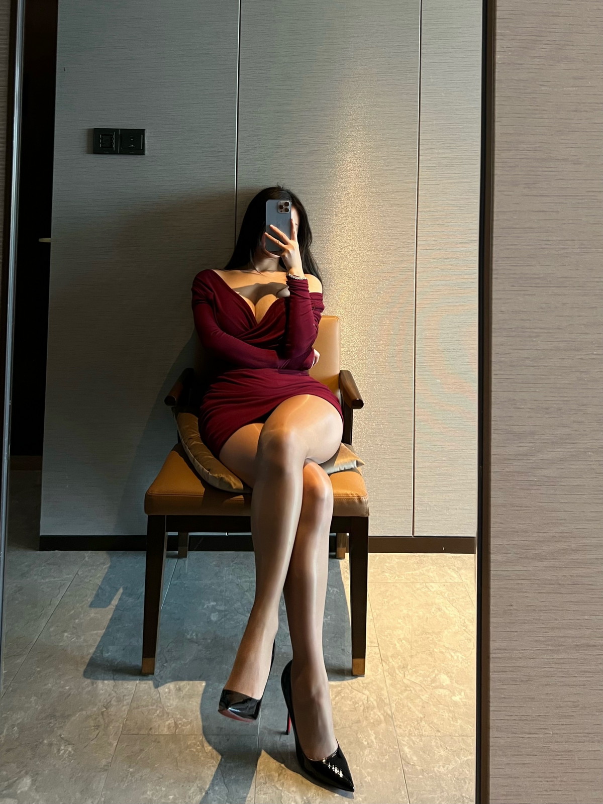 Xgyw.Net_微博妹子陈大小姐微密圈合集主题私房性感服饰系列秀豪乳翘臀撩人诱惑写真147P