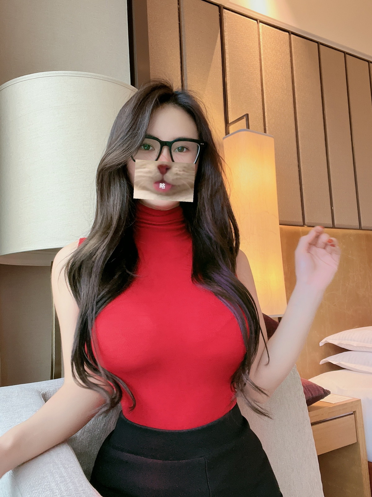 Xgyw.Net_微博妹子陈大小姐微密圈合集主题私房性感服饰系列秀豪乳翘臀撩人诱惑写真147P