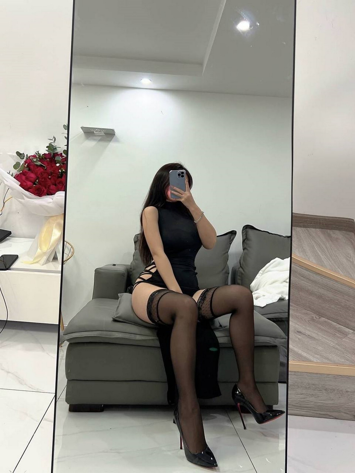 Xgyw.Net_微博妹子陈大小姐微密圈合集主题私房性感服饰系列秀豪乳翘臀撩人诱惑写真147P