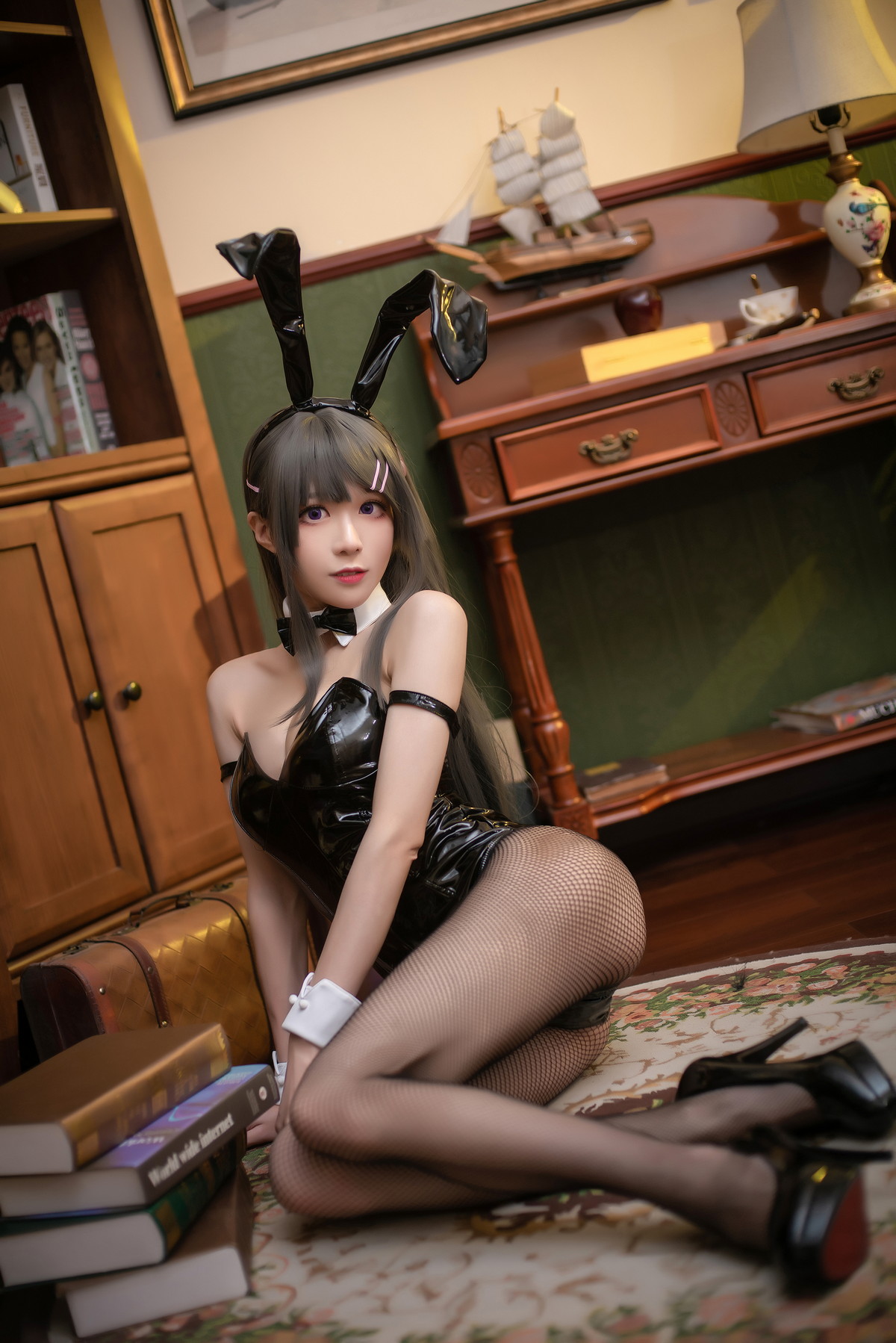 Xgyw.Net_Coser美女Tomoyo酱麻衣兔女郎主题性感黑色皮质连体衣配黑丝网袜诱惑写真22P