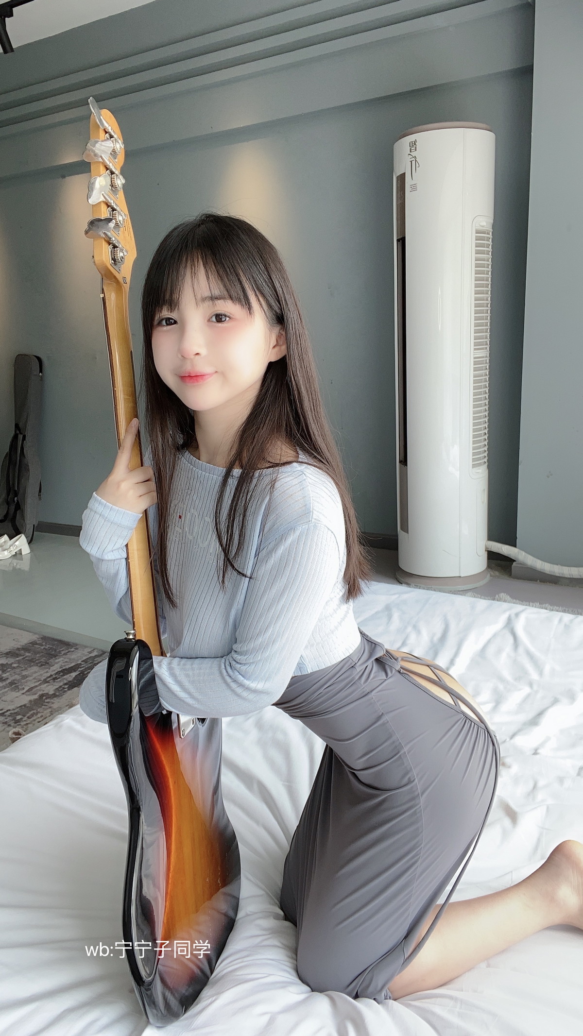 Xgyw.Net_网络美女桜井宁宁吉他妹妹主题私房浴室性感露臀长裙湿身秀完美身材诱惑写真66P