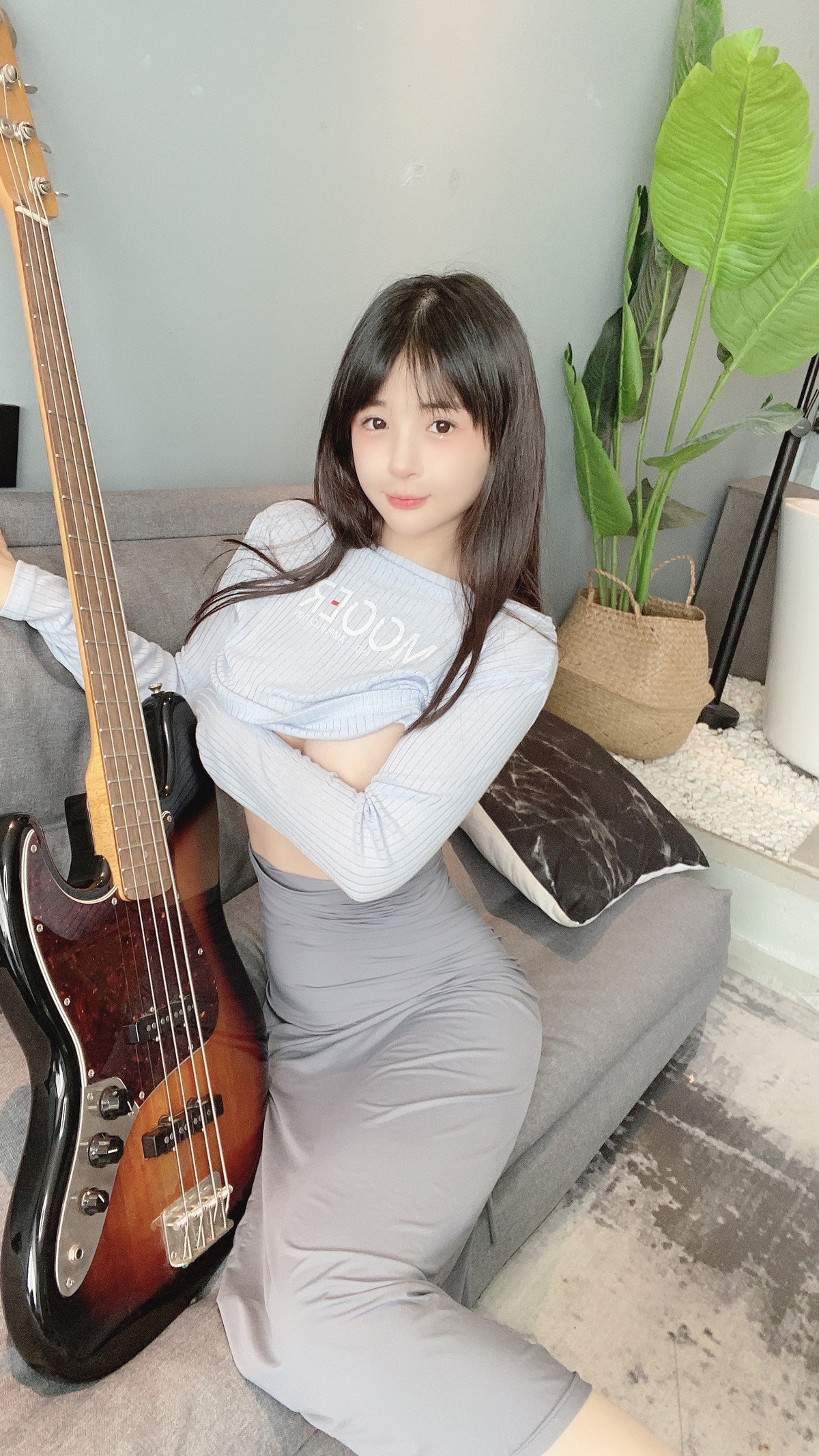 Xgyw.Net_网络美女桜井宁宁吉他妹妹主题私房浴室性感露臀长裙湿身秀完美身材诱惑写真66P