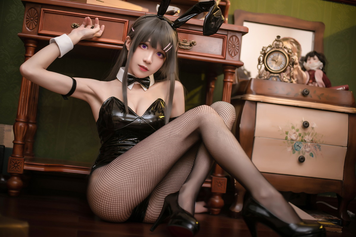 Xgyw.Net_Coser美女Tomoyo酱麻衣兔女郎主题性感黑色皮质连体衣配黑丝网袜诱惑写真22P