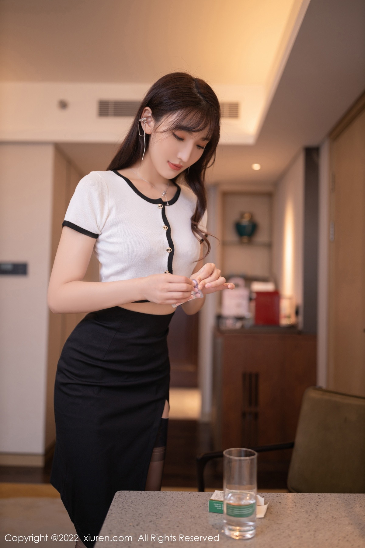 Xgyw.Net_XiuRen第6065期_模特陆萱萱＆唐安琪私房浴室性感姐妹花情趣内衣撩人诱惑写真81P