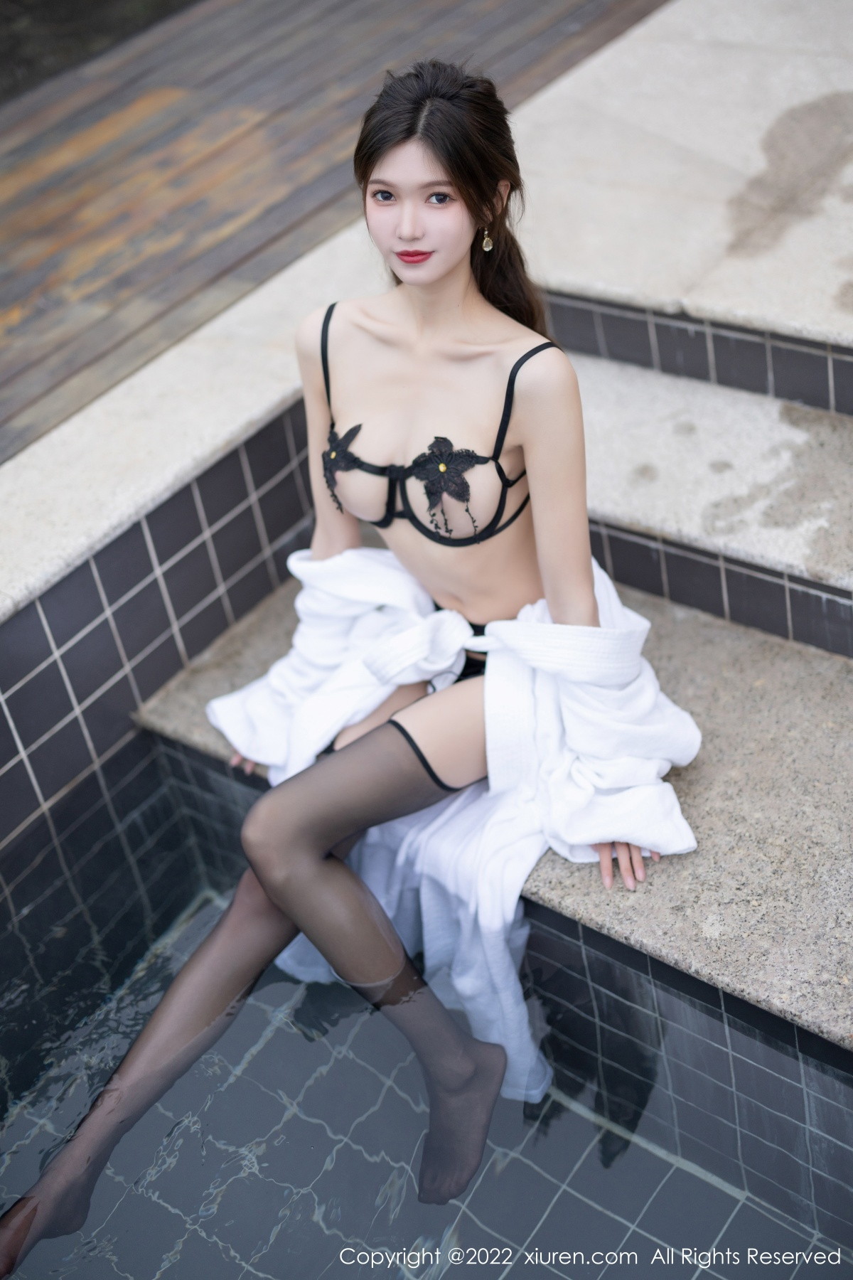 Xgyw.Net_XiuRen第6063期_模特程程程-海南岛旅拍性感黑色情趣内衣秀苗条身姿迷人写真82P