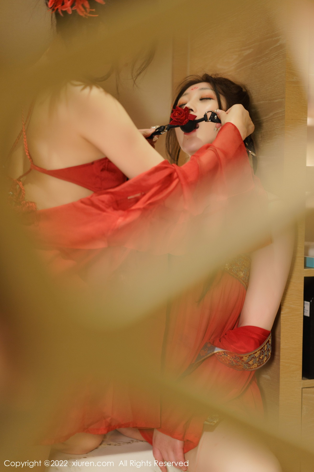 Xgyw.Net_XiuRen第6068期_女神laura阿姣＆妲己_Toxic红色薄透古装服秀丰满身材诱惑写真79P