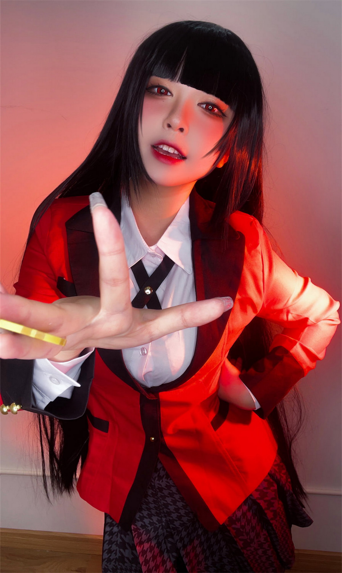 Xgyw.Net_网络美女索索半半子梦子主题性感红色外套配黑短裙露超薄黑丝秀美腿诱惑写真48P