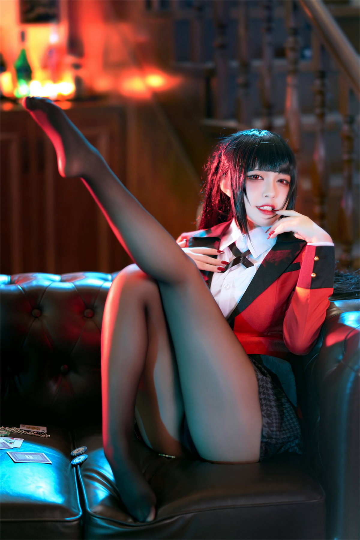 Xgyw.Net_网络美女索索半半子梦子主题性感红色外套配黑短裙露超薄黑丝秀美腿诱惑写真48P